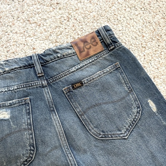 Free People for Lee High Rise Wide Leg Raw
Hem Cropped Jeans - Picture 6 of 9